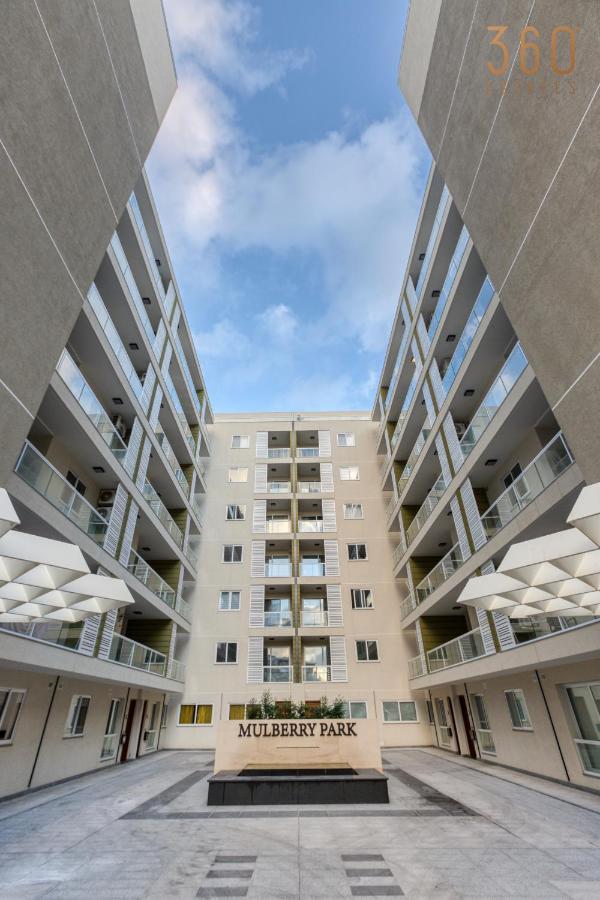 Modern 2br With Private Terrace & Sofa Bed By 360 Estates Apartment *